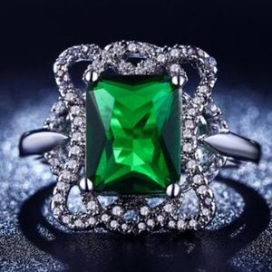 Emerald and Austrian Cristal Ring